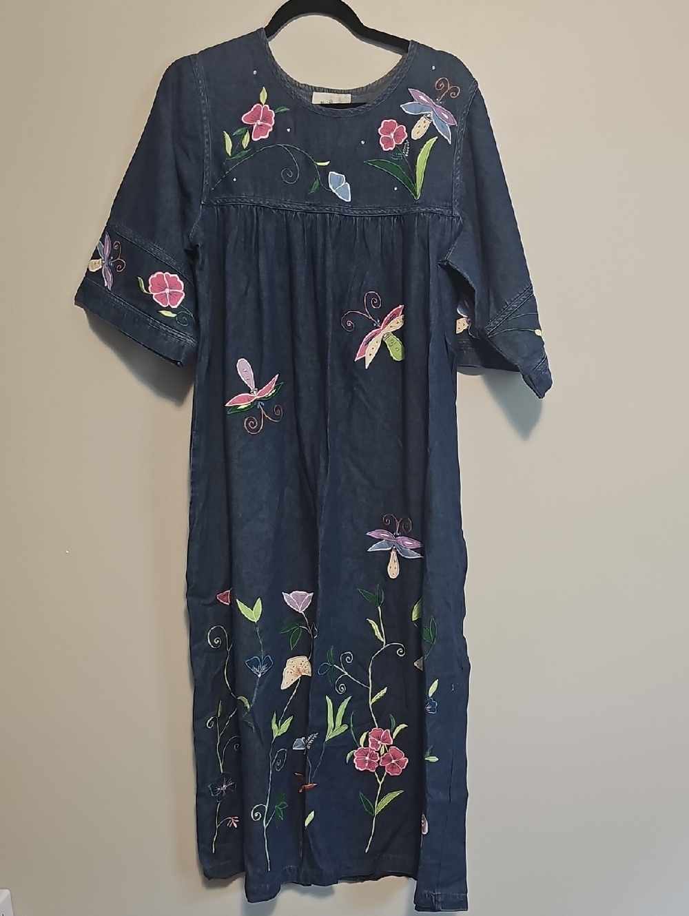 Quacker Factory Denim Blue Dress Flowers, Dragonflies & Butterflies Embroidered